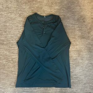 Mens Lululemon shirt Large Dark Green